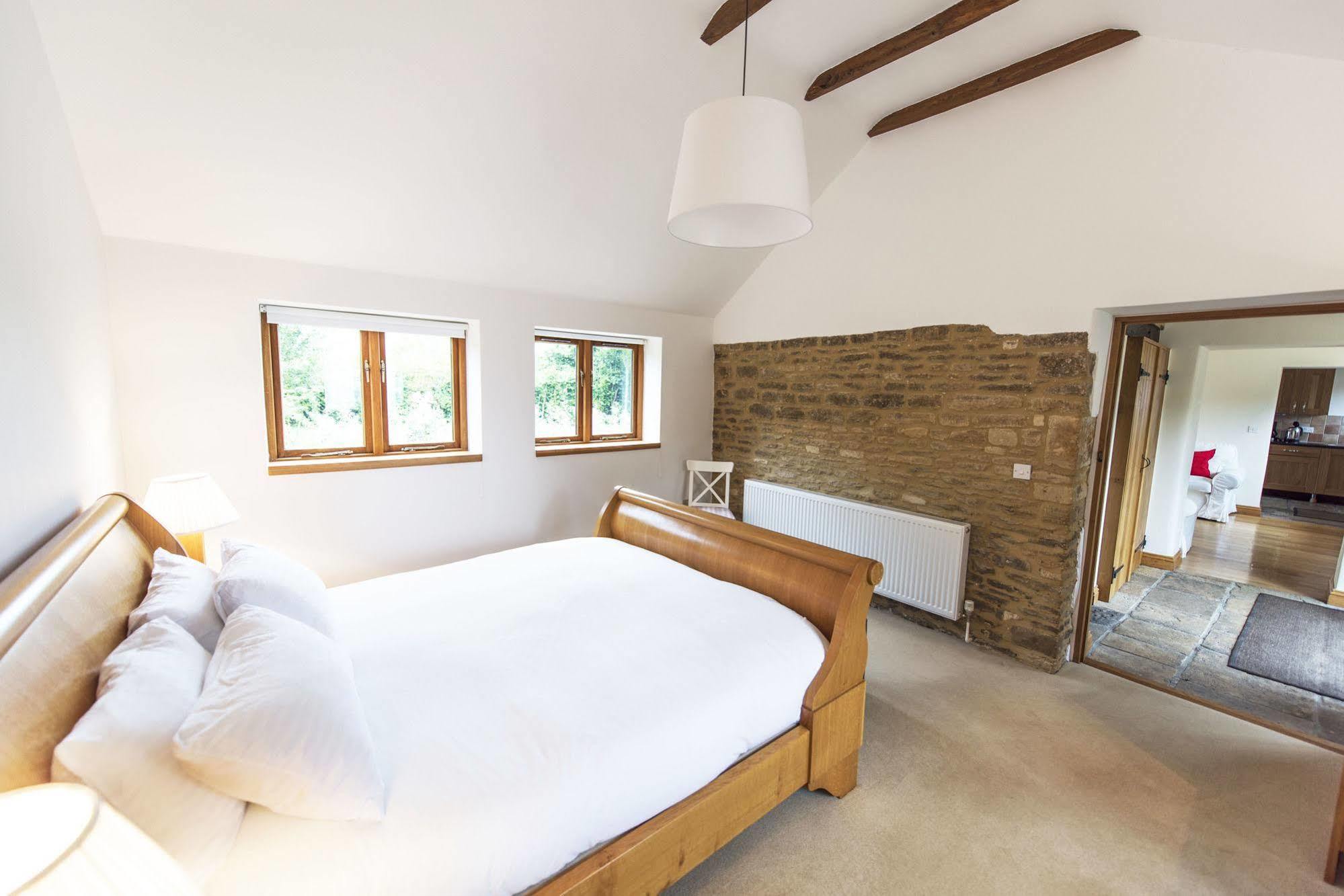 Holiday home Whitley Coach House Whitley (Wiltshire)